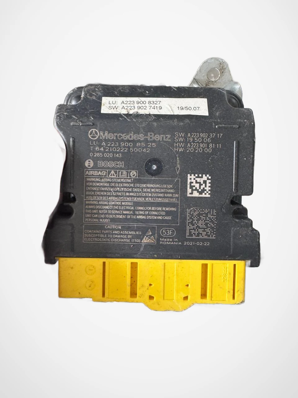Bosch (Image 1) / Delphi (Image 2) OEM A2239008327 — Mercedes SRS Airbag ECU A2239008327 + OM651 Engine ECU W204 W212 W223